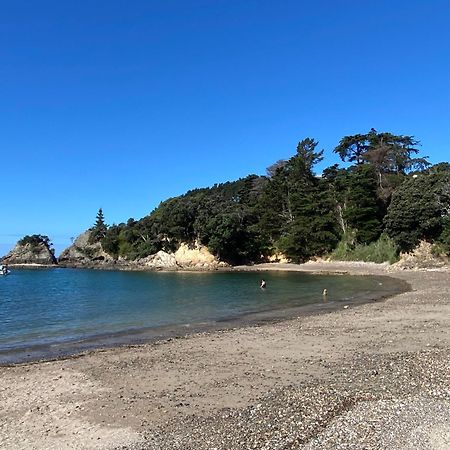 Kereru Cabin - Spectacular Seaviews, Rustic, Glamping Eco Adventure Palm Beach 外观 照片
