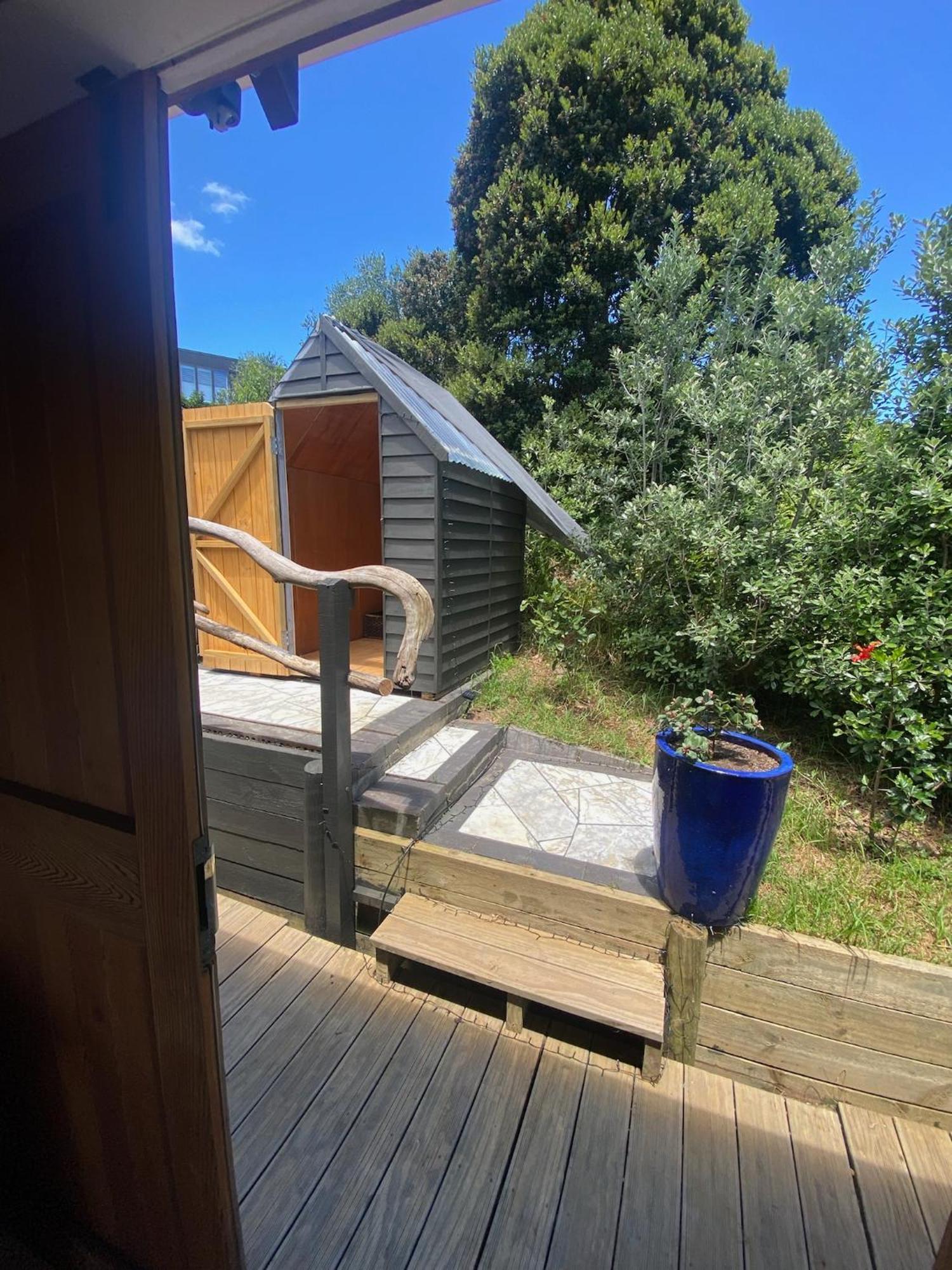 Kereru Cabin - Spectacular Seaviews, Rustic, Glamping Eco Adventure Palm Beach 外观 照片